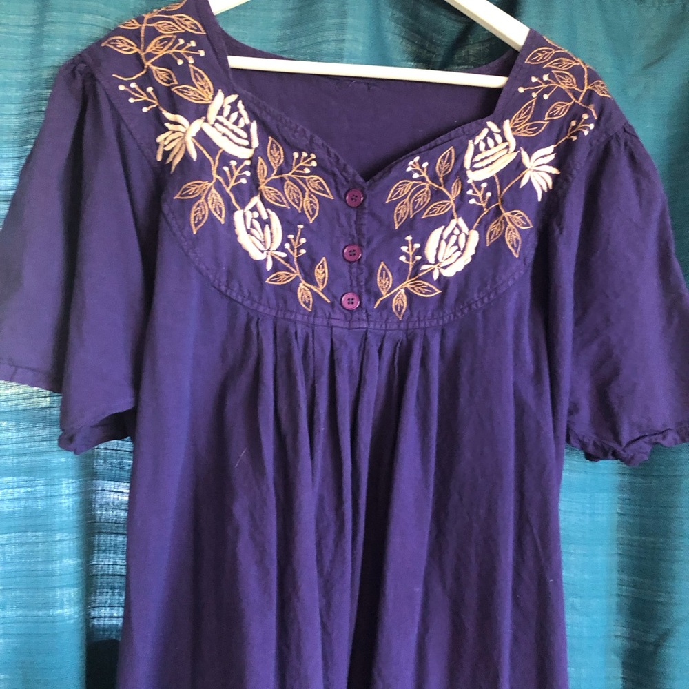 Attention on top! cotton blend. Short sleeves, pockets, 46 in L